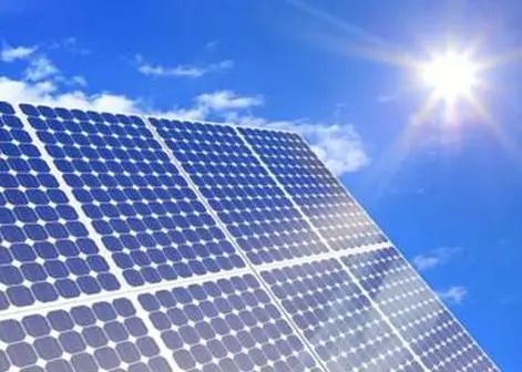 英囯人 東方人太聰明,發(fā)電站放幾千只羊,輕松解決一世界性難題 太陽能發(fā)電技術服務