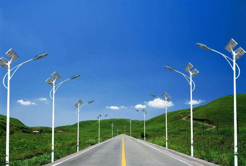 合縱聯(lián)盟6米30瓦太陽能路燈 參數(shù)配置與技術(shù)解析